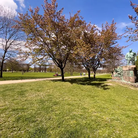 Spacious In The Heart Of Apartment *
