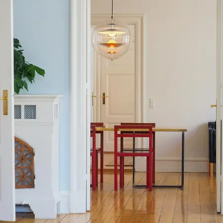 Spacious In The Heart Of Apartment *